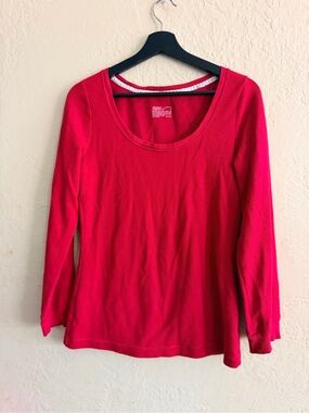 Unk Red Long-Sleeve Scoop Neck Top